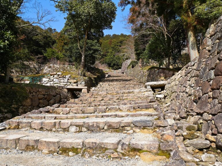 安土城、大手道