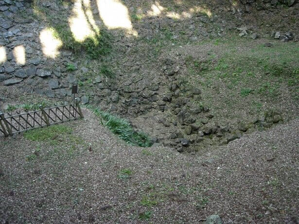 石垣山城、水の手曲輪