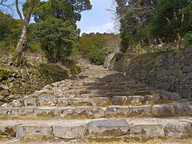 安土城、大手道