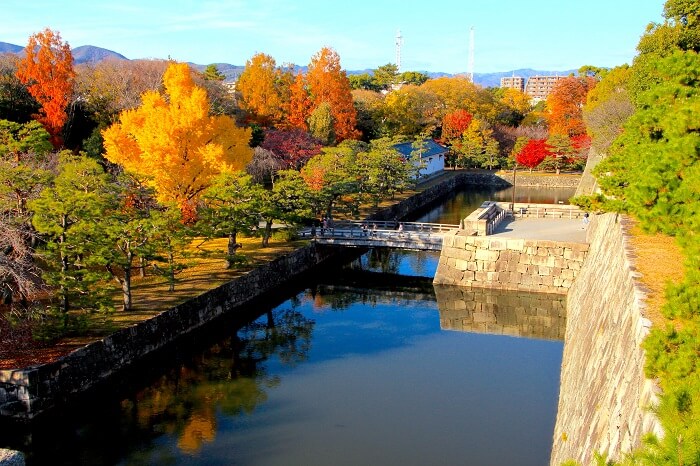 二条城、天守台、紅葉、水堀