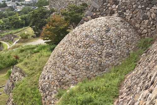 日本100名城 鳥取城編 球型の石垣と片山東熊の建築が共存する類例ない名城