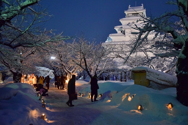 21年度版 寒い季節こそ訪れたい 雪景色が楽しめる9城