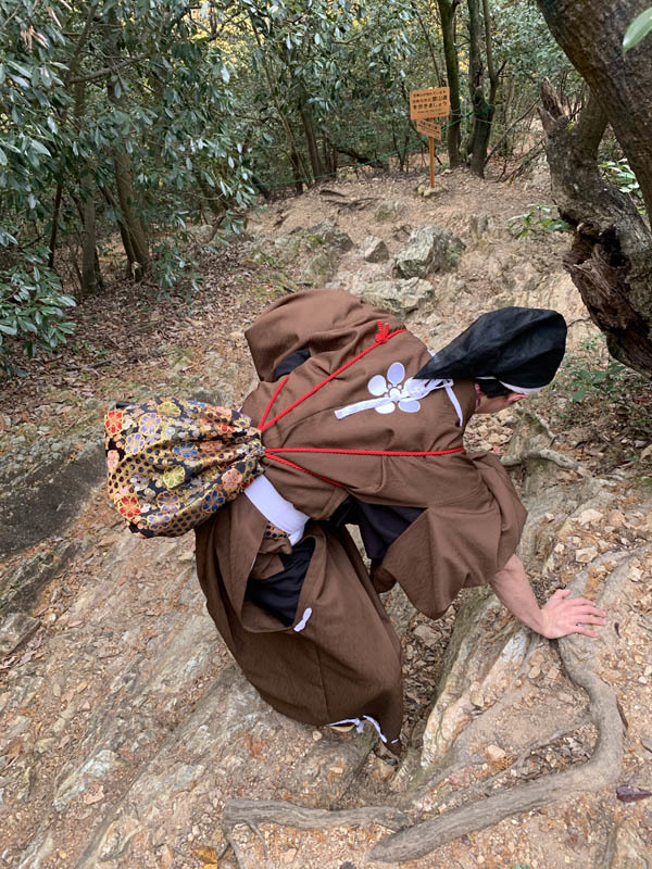 岐阜城、百曲口登山道