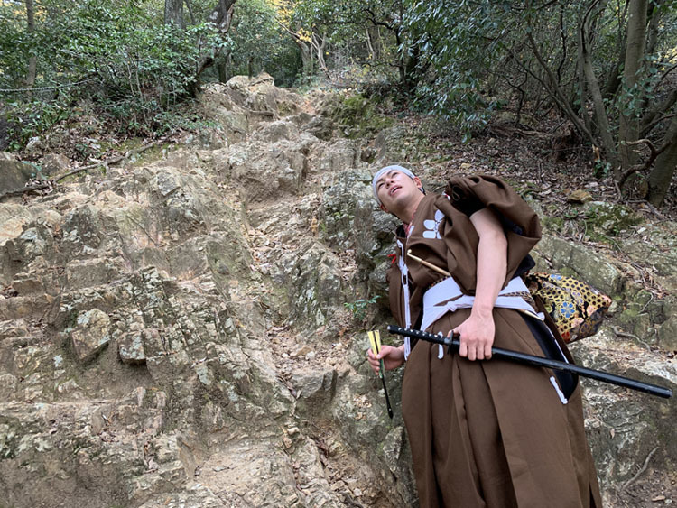 岐阜城、百曲口登山道