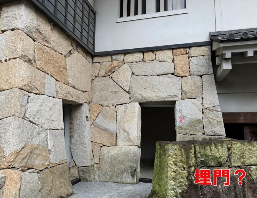 岩崎城、前田慶次、埋門