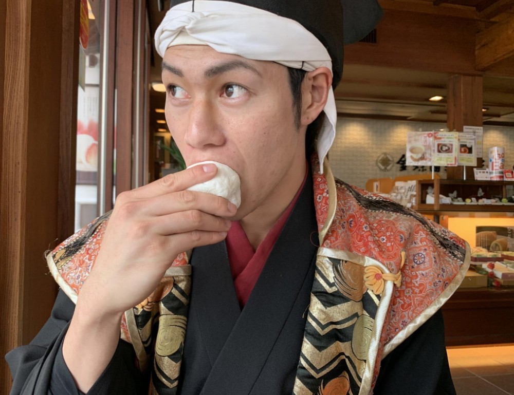 大垣城、金蝶園総本家、華かがりのいちご餅