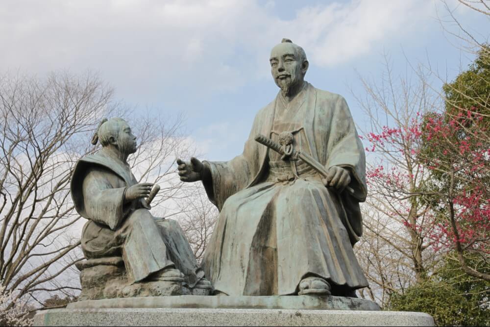 徳川慶喜、銅像