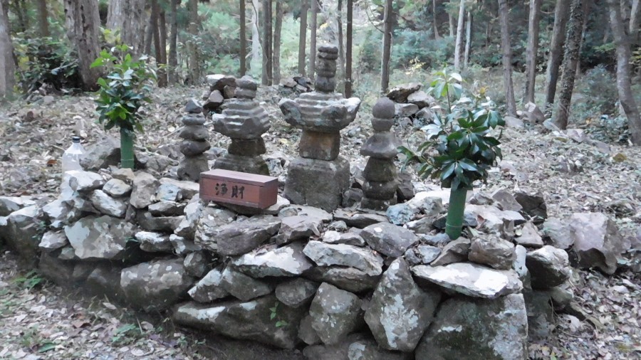 仏坂古戦場のふろんぼ様