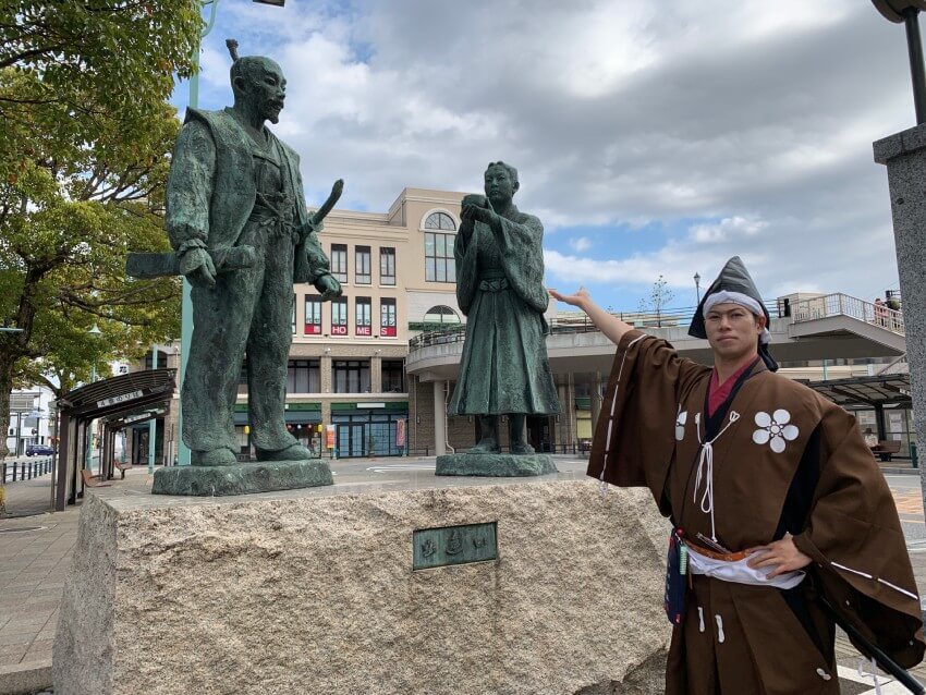 長浜城、石田三成の銅像