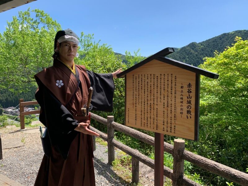 前田慶次、郡上八幡城
