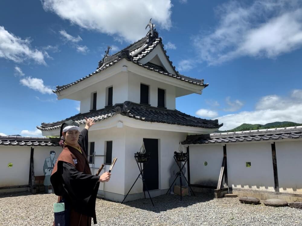 前田慶次、郡上八幡城、前田慶次、郡上八幡城、南側隅櫓