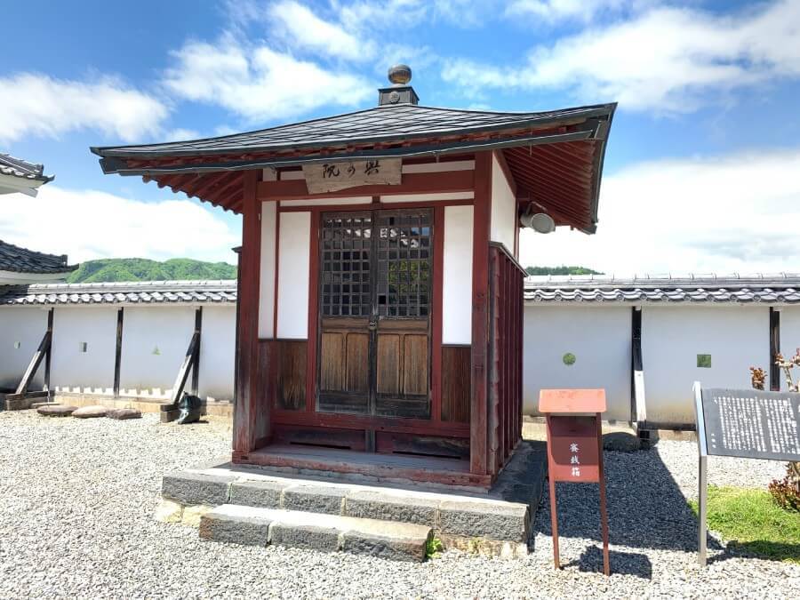 前田慶次、郡上八幡城、観音堂