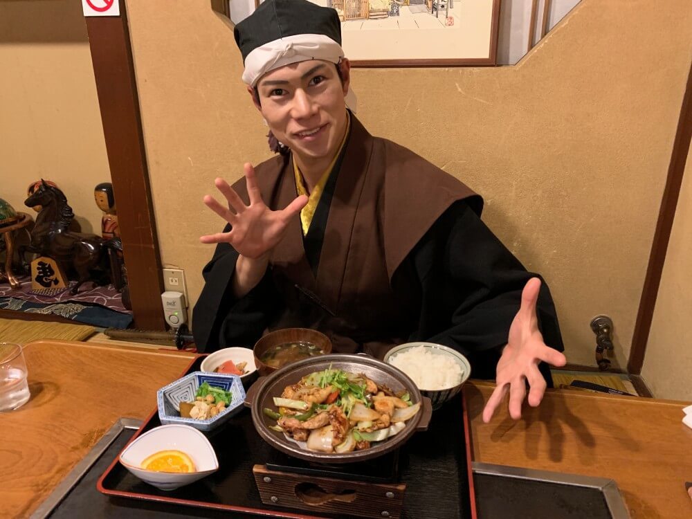 前田慶次、郡上八幡城、鉄板料理 泉坂