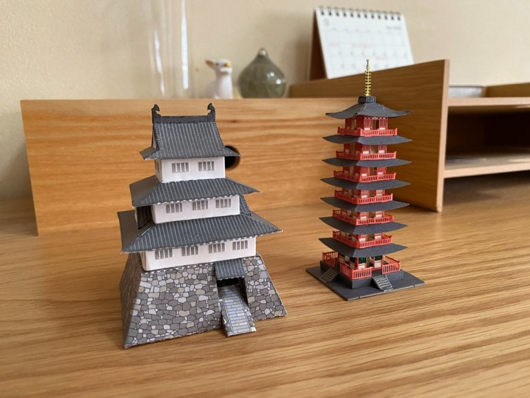 武蔵国分寺復元体験アプリ『むかしへGO! 武蔵国分寺』