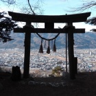 神社から諏訪大社方面