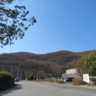 緑が丘スポーツ公園そばの山