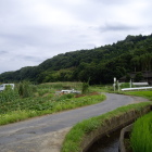 北から見た滝山城の加住丘陵