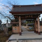 妙徳寺山門に石碑が建っています