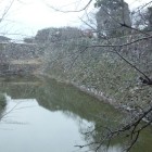 本丸跡の石垣。