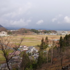 長谷堂城から直江兼続陣の眺め。中央の小山。