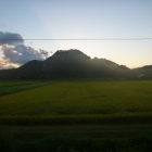 城山遠景（会津鉄道線の電車から）