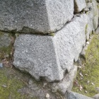 福山城ではここだけ。完成途中の角石