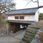 現存岡口門