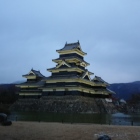 夕方でスポットライトで照らされてきれいで