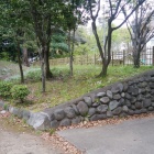 下茶屋公園の土塁跡？