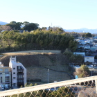 天守から見た八幡山古郭