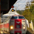 出雲市駅などから乗れる｢やくも号｣