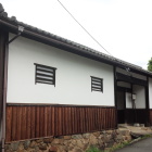 田塩家長屋門。