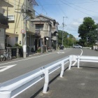 推定地
