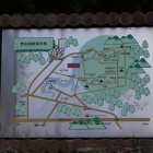 冠木門横の地元案内地図