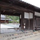 長屋門