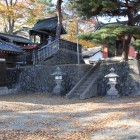 天守台の様な神社鎮座