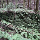 土留めの石積み