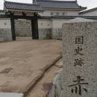 奥に見える櫓門が、本丸櫓門。あの門の櫓の中に入れました。
