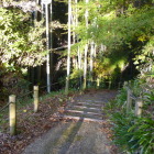 水ノ手に向かう坂(左に横堀)