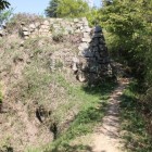 同左手前土橋、両端長い竪堀