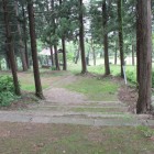 同左より下の曲輪を見下ろす