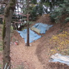 ブルーシート部は本丸虎口(畝堀の畝部)