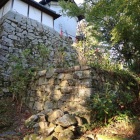 荒神山神社前の石垣