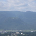 角牟礼城から見た伐株山