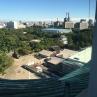 天守から見た復元中の本丸御殿