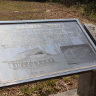 同左説明板、建物想像図