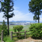 西に「七ツ森」を望む