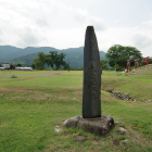 丸岡城址と石碑