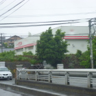 L字に残る土塁遠望