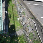 新富士駅南駐車場の遺構、石垣根石、堀？